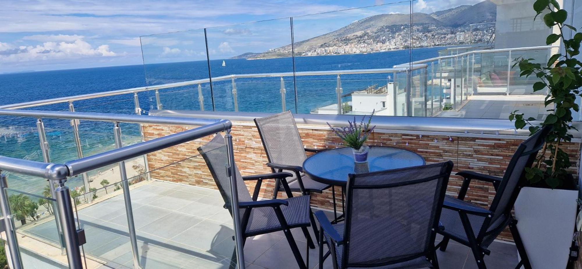 Апартаменты Sadet'S Penthouse Saranda Экстерьер фото