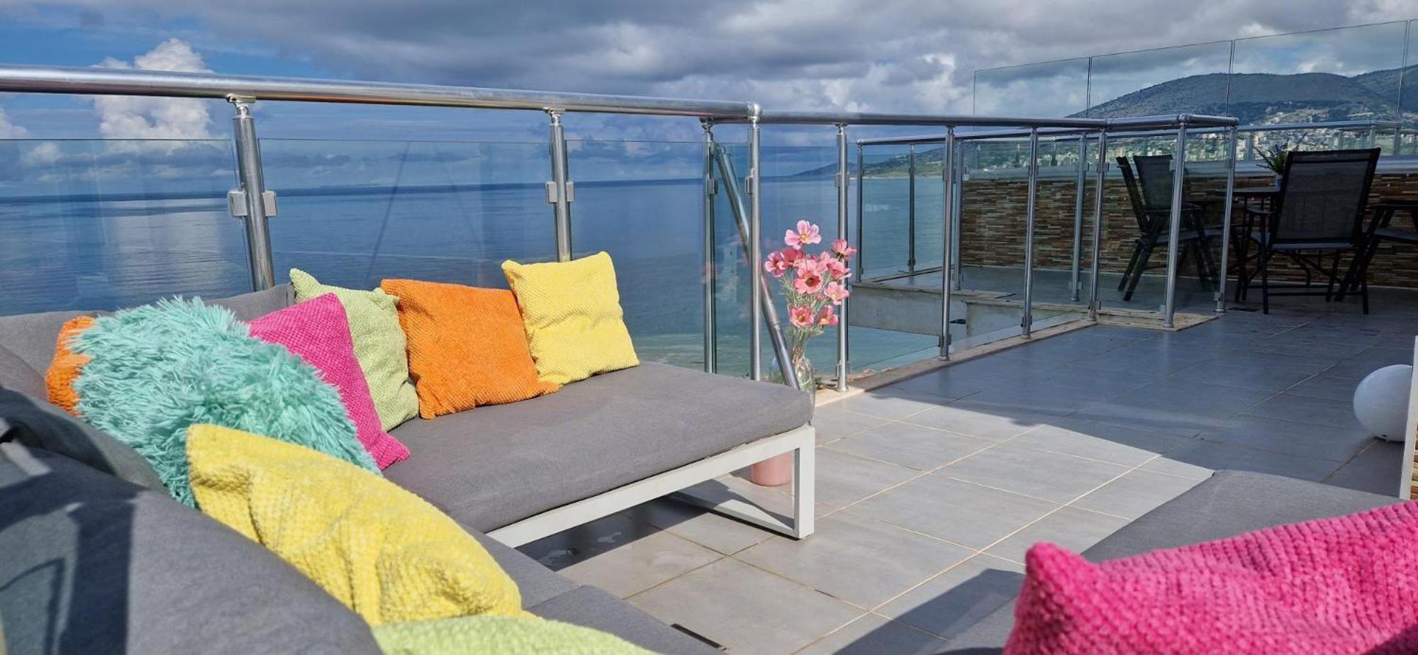 Апартаменты Sadet'S Penthouse Saranda Экстерьер фото