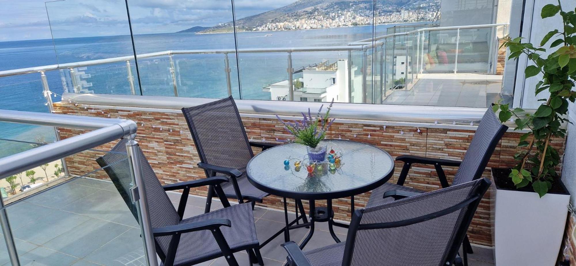 Апартаменты Sadet'S Penthouse Saranda Экстерьер фото
